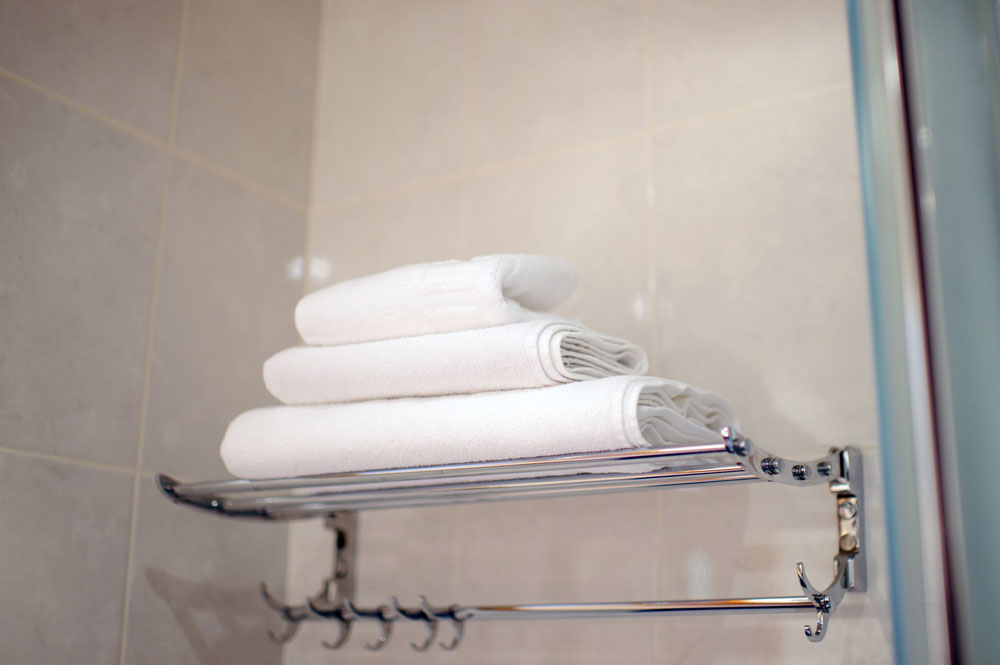 Multi-functional bathroom towel bar. For stacking or hanging Your towels.